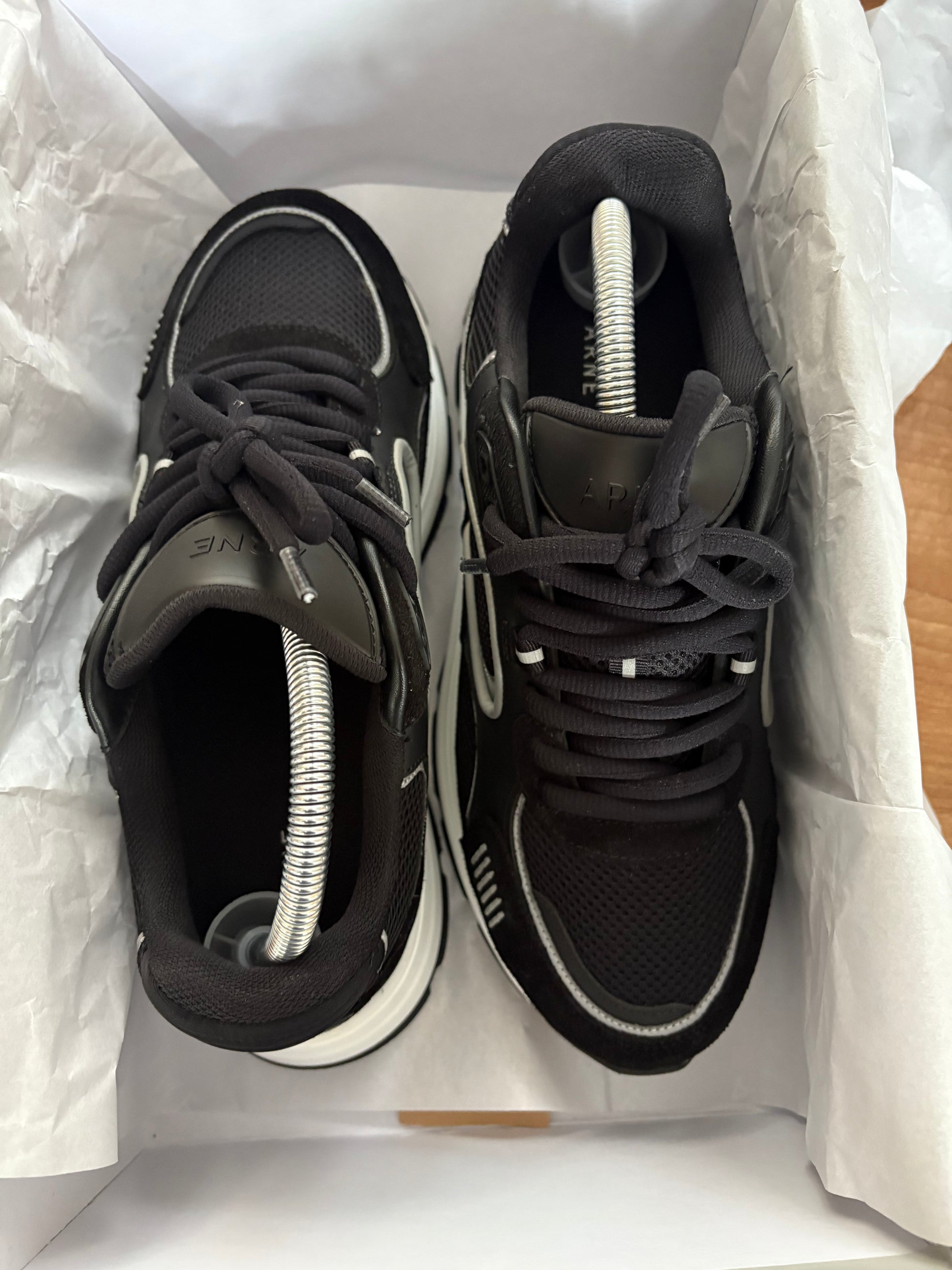 Black Arne Runners - Size 8