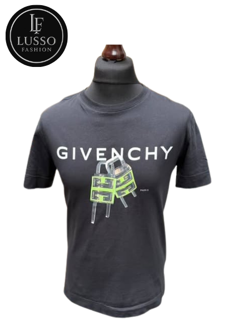 Givenchy T-Shirt Medium